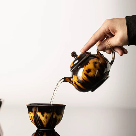 Premium Glazed Teapot – Vintage Tortoise-Shell Crystal Design (160ml Ceramic Gongfu Teaware)